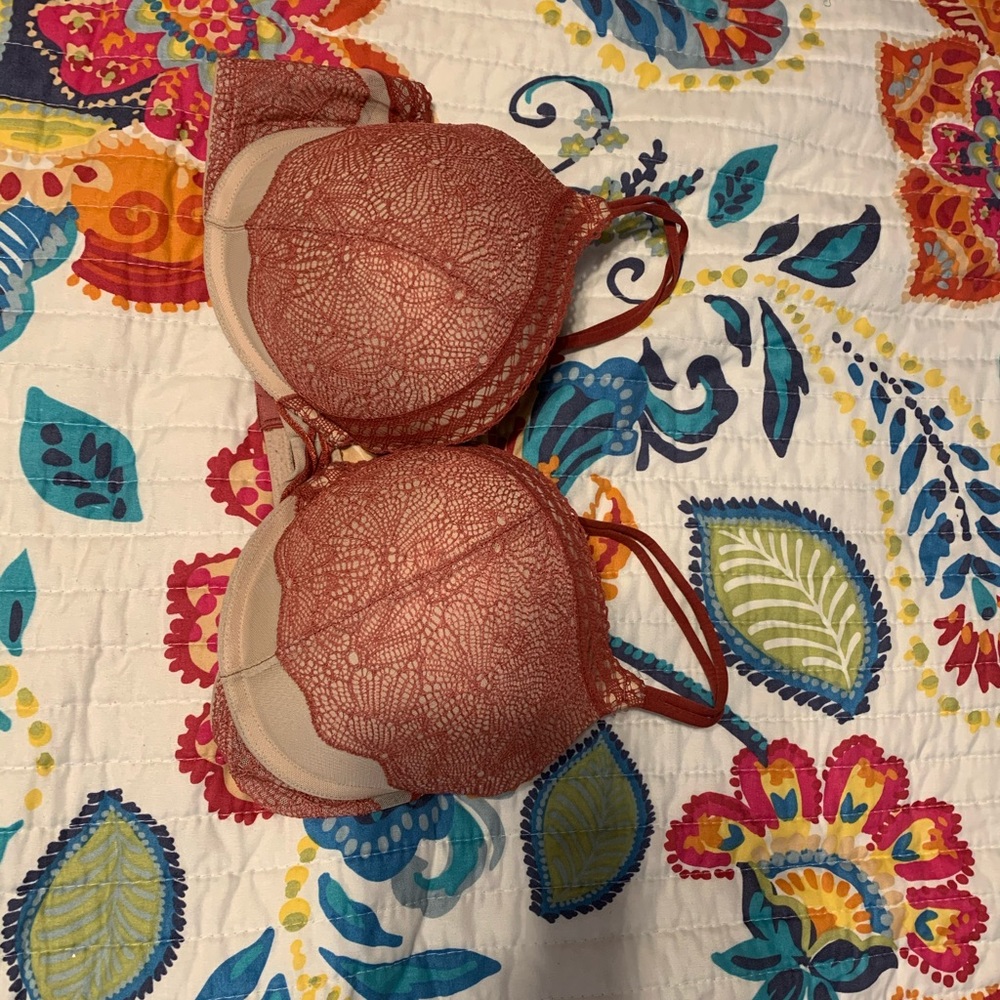 Victoria’s Secret bra